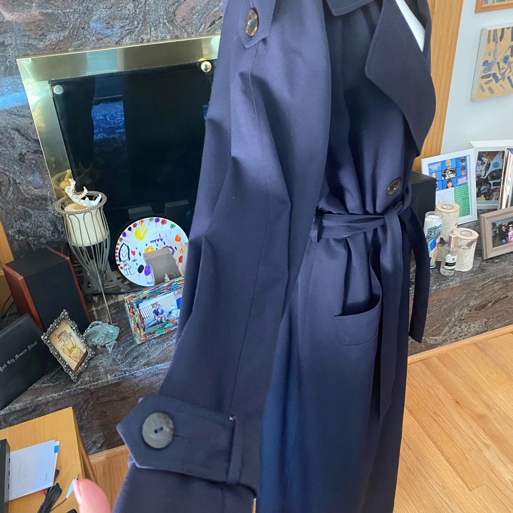 🦕vintage navy blue trench coat🦕 - Picture 4 of 6